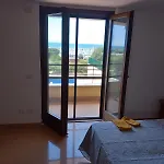 Проживание в семье Relax Cv Mare *
